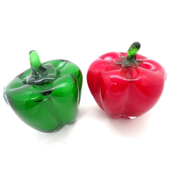 Glass Vegetables Large Red and Green Peppers 4.5in. X 4in. preowned - Picture 2 of 2